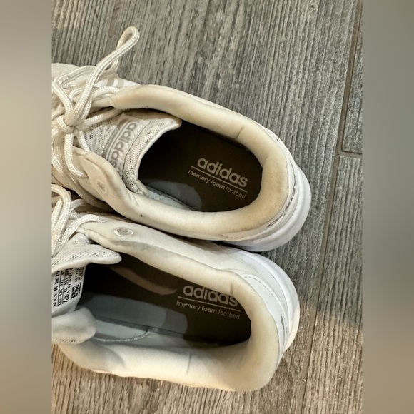 Adidas Memory Foam Tennis Shoes - Picture 6 of 11